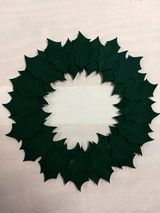 wreath with 32 leaves applied